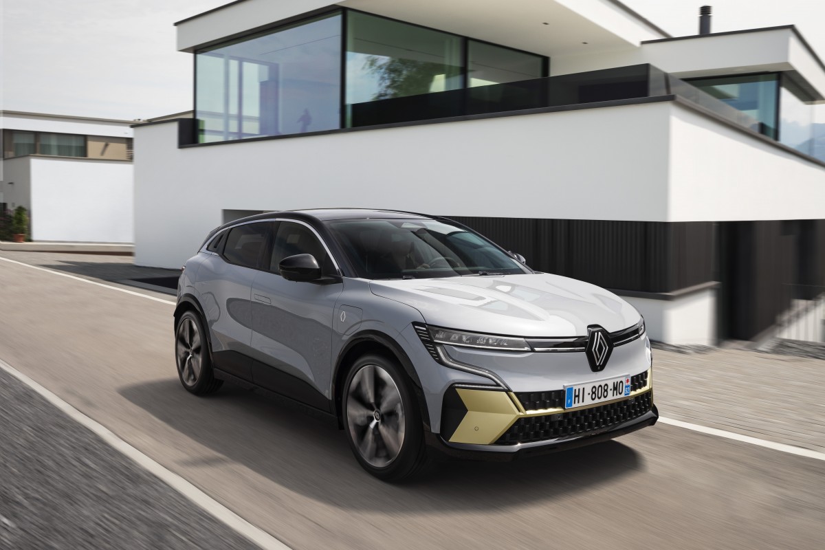 Renault Megane E-Tech Electric is official with ultra-thin battery