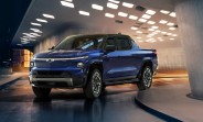 GM unveils the Chevrolet Silverado EV truck with 400-mile range