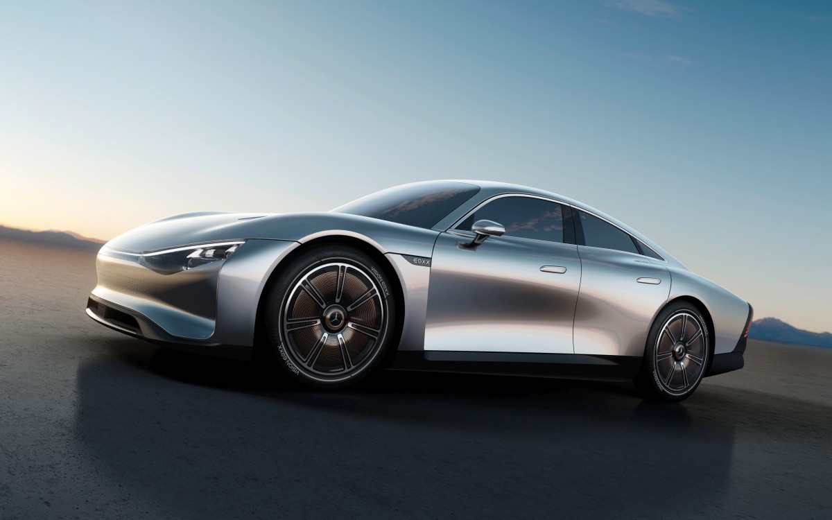 Mercedes Vision EQXX concept crosses the 1,000 km threshold too