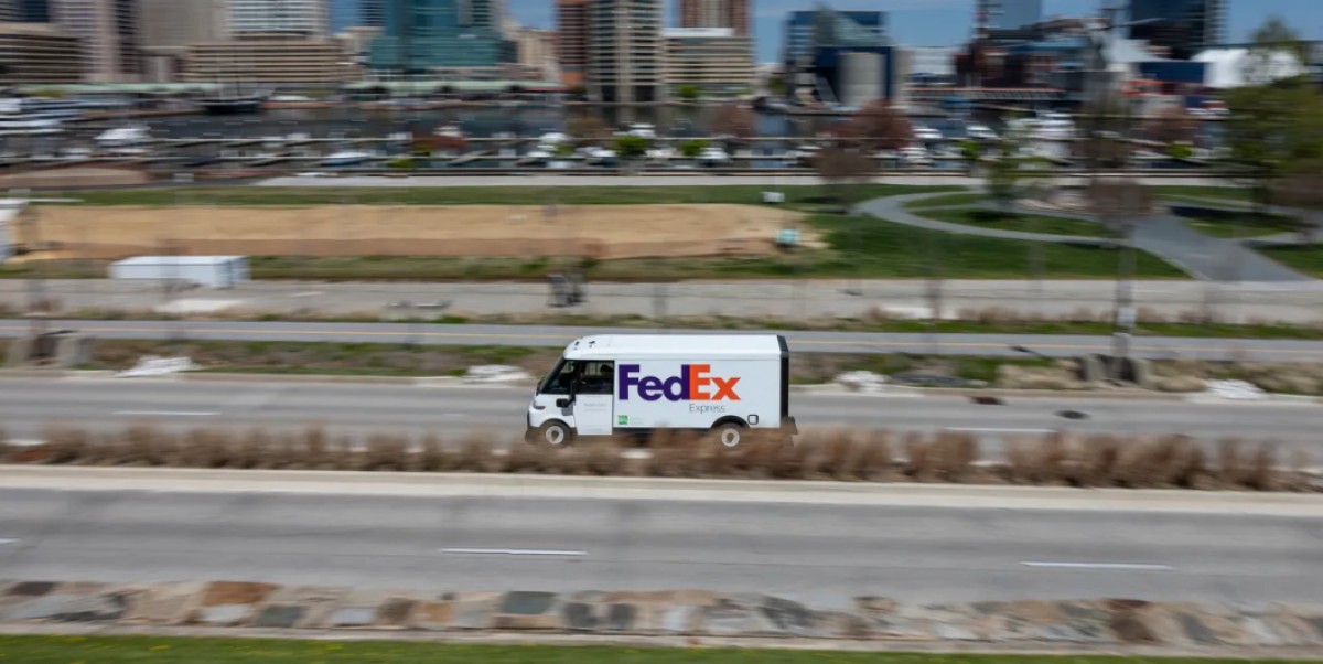 GM sets a world record in FedEx van