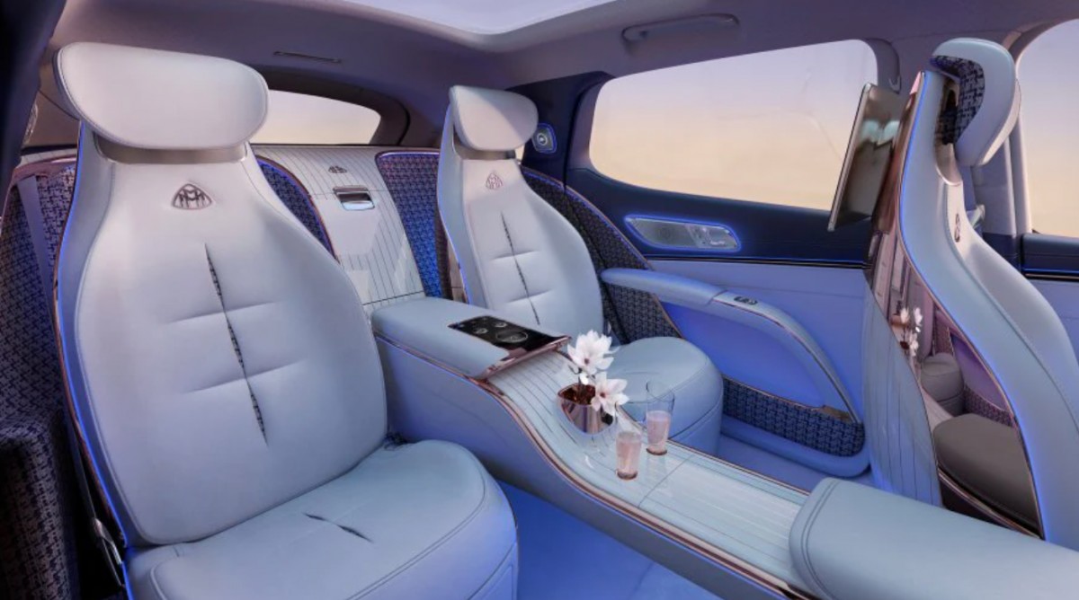 The luxurious interior of Maybach EQS SUV