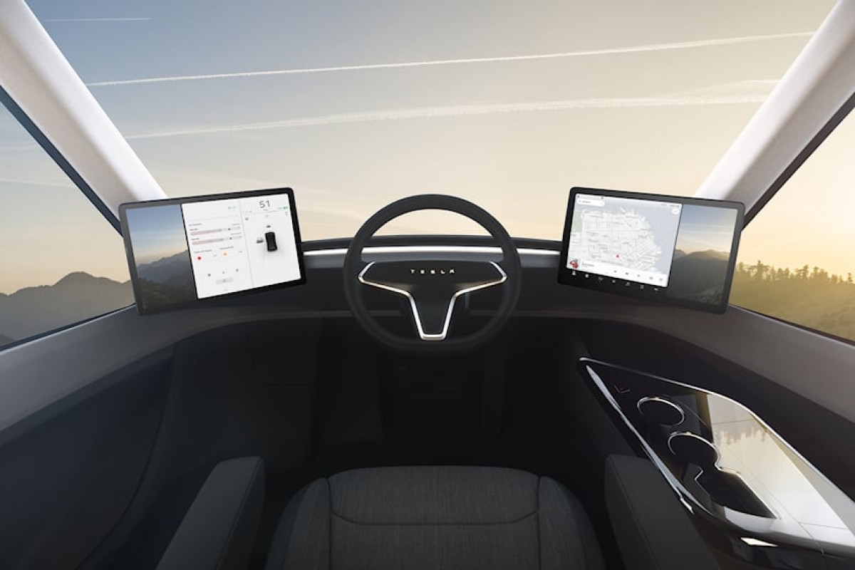 Tesla Semi interior