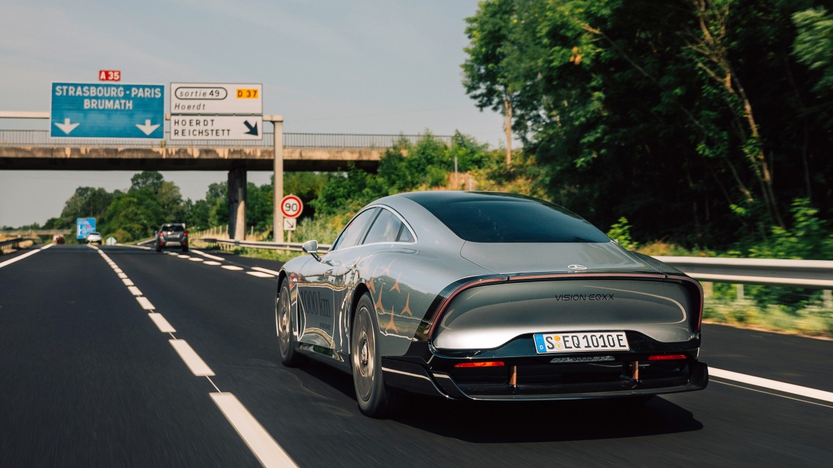 Mercedes Vision EQXX breaks its own record, travels 1,202 km (746 miles) on one charge