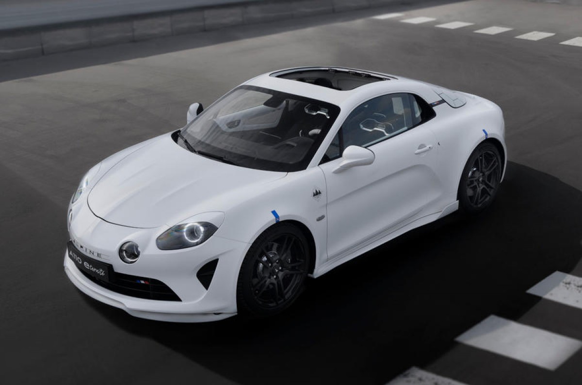 Alpine A110 E-ternité is an electric convertible that shows future of the brand