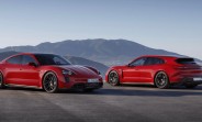 Porsche updates software and hardware for 2023 Taycan