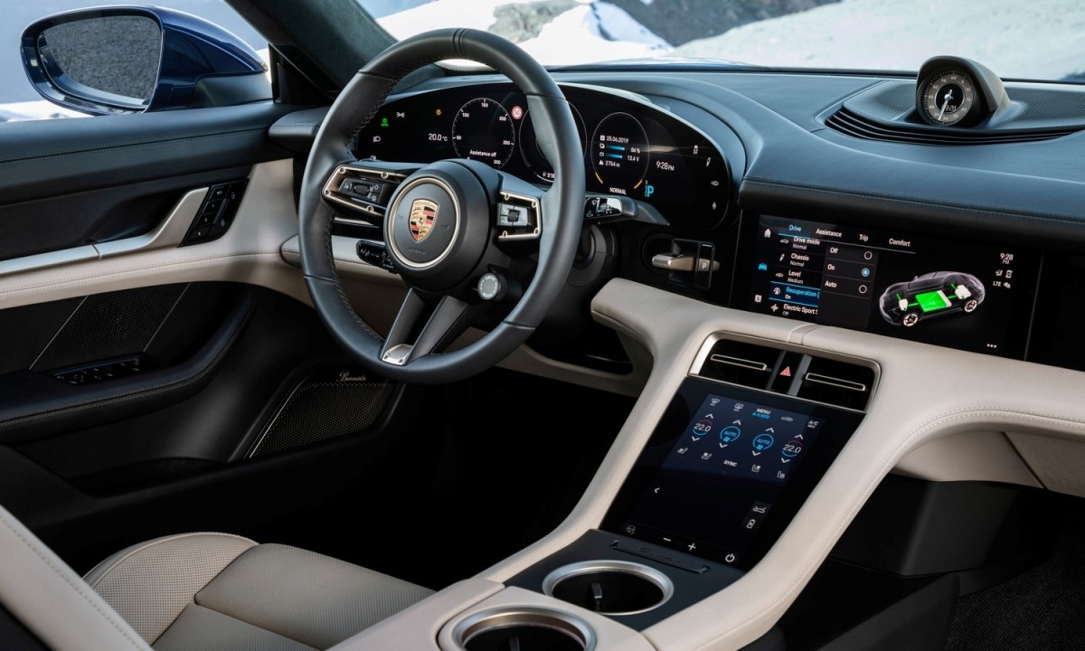 Porsche updates software and hardware for 2023 Taycan