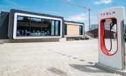 Tesla installs cube lounges at Supercharger stations in Germany