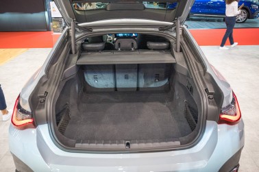 470 liters of luggage space with dedicated room for charging cables