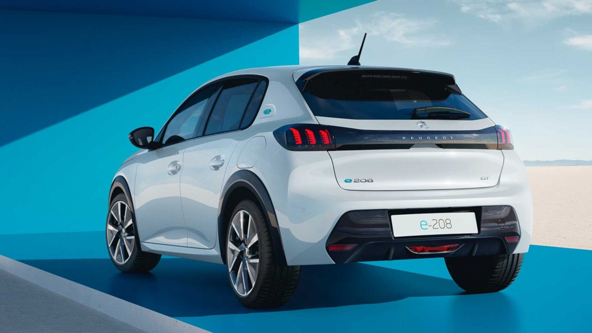 2023 Peugeot e-208 boosts the power and range