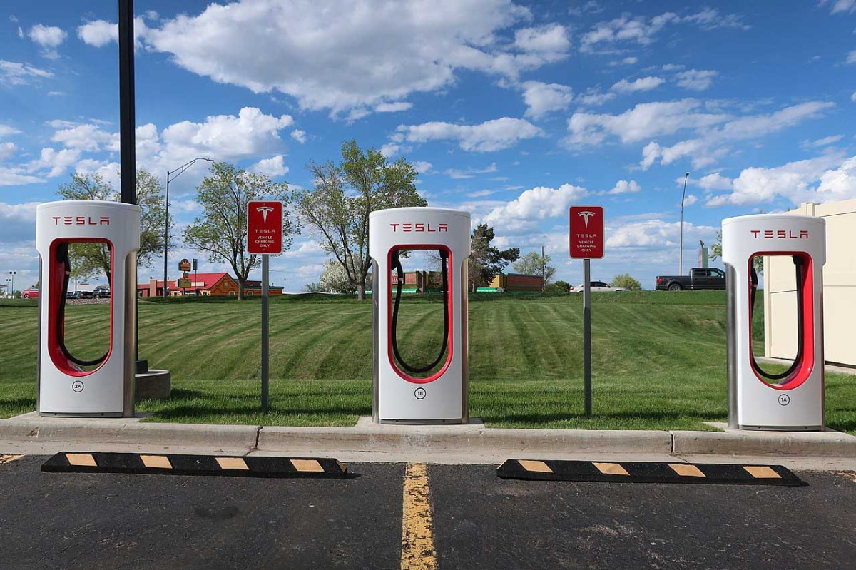 Energy prices forcing Tesla to increase Supercharger rates
