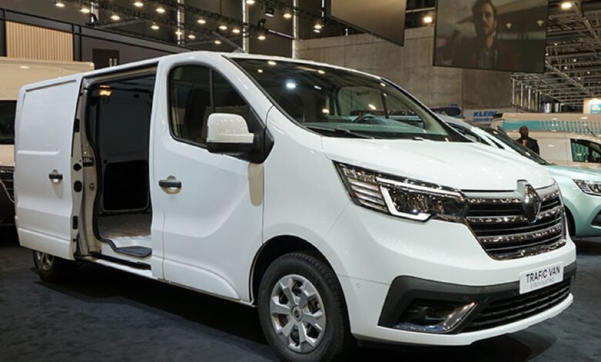 Renault Trafic E-Tech at the Hanover exhibition 