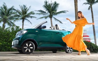 Smallest electric convertible goes on sale in China - Wuling Mini EV starts at $14,000