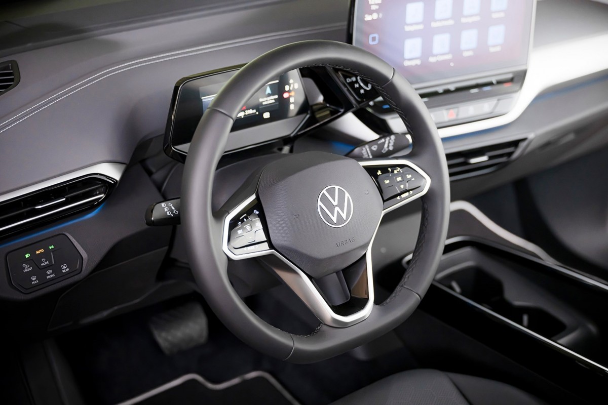 CEO of Volkswagen promises the infotainment and touch control fix