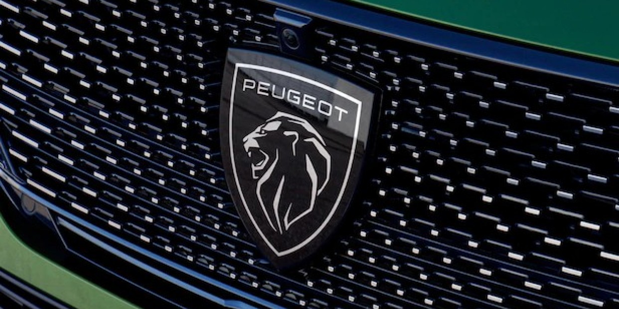 The next Peugeot 3008 will be an electric car inspired by the radical  Inception concept