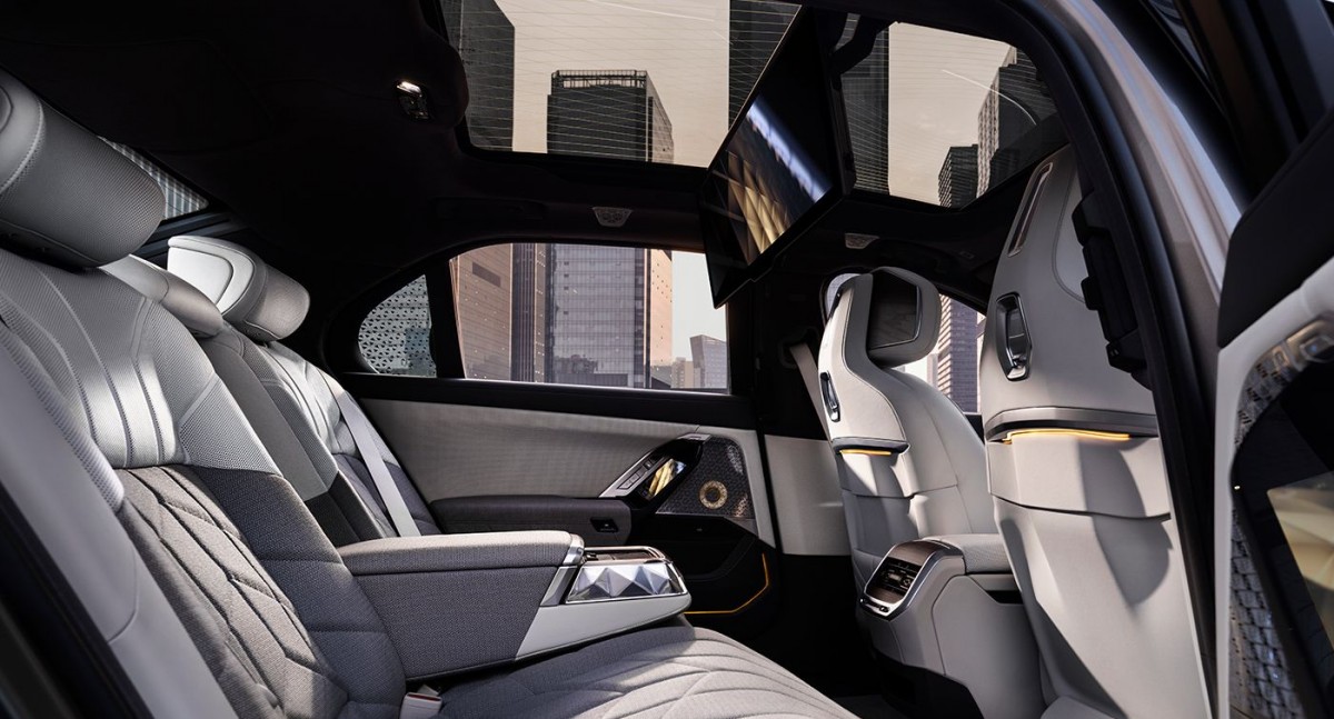 BMW i7 Çin'de Piyasaya Sürüldü