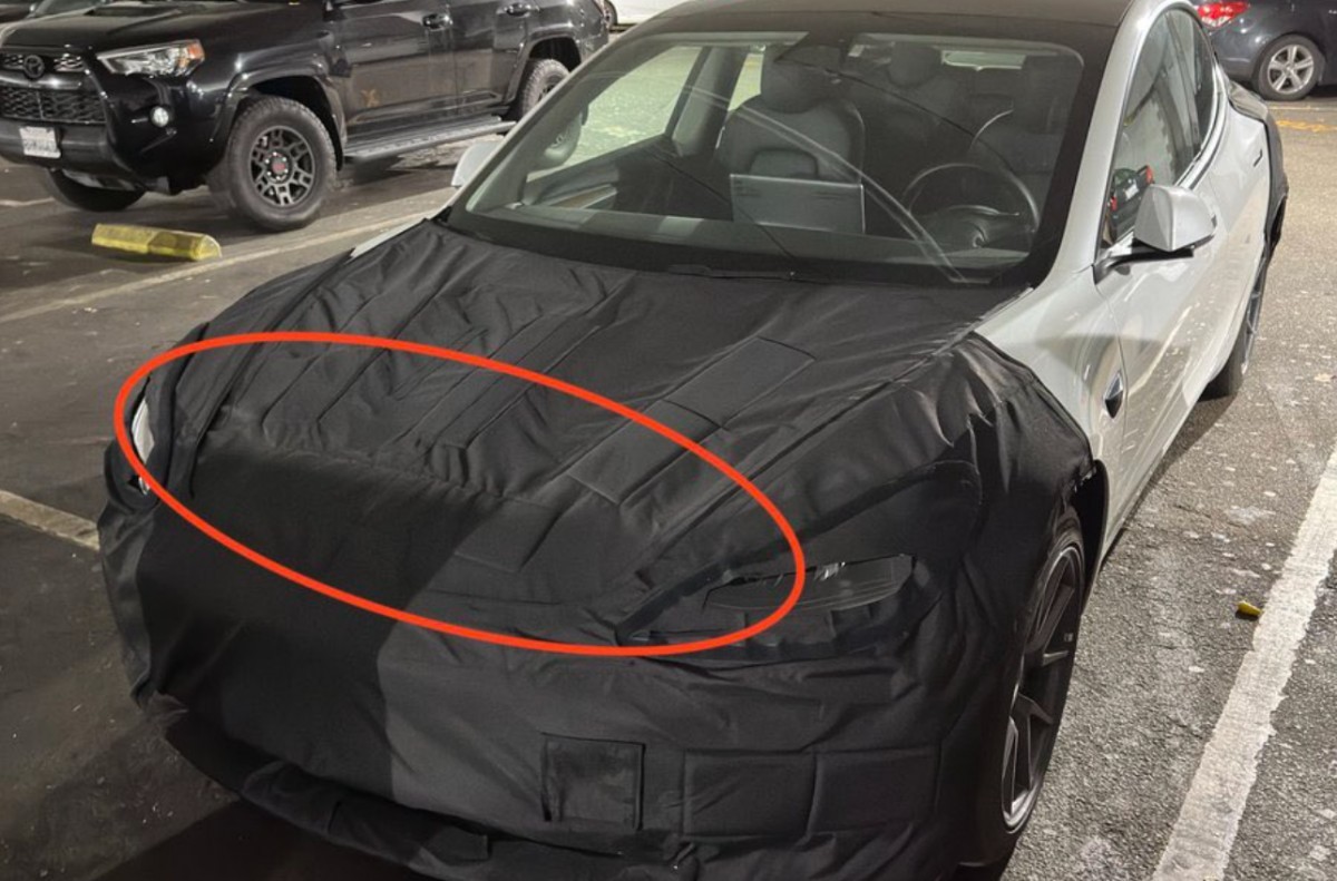 Is this Tesla Model 3 hiding the new radar?