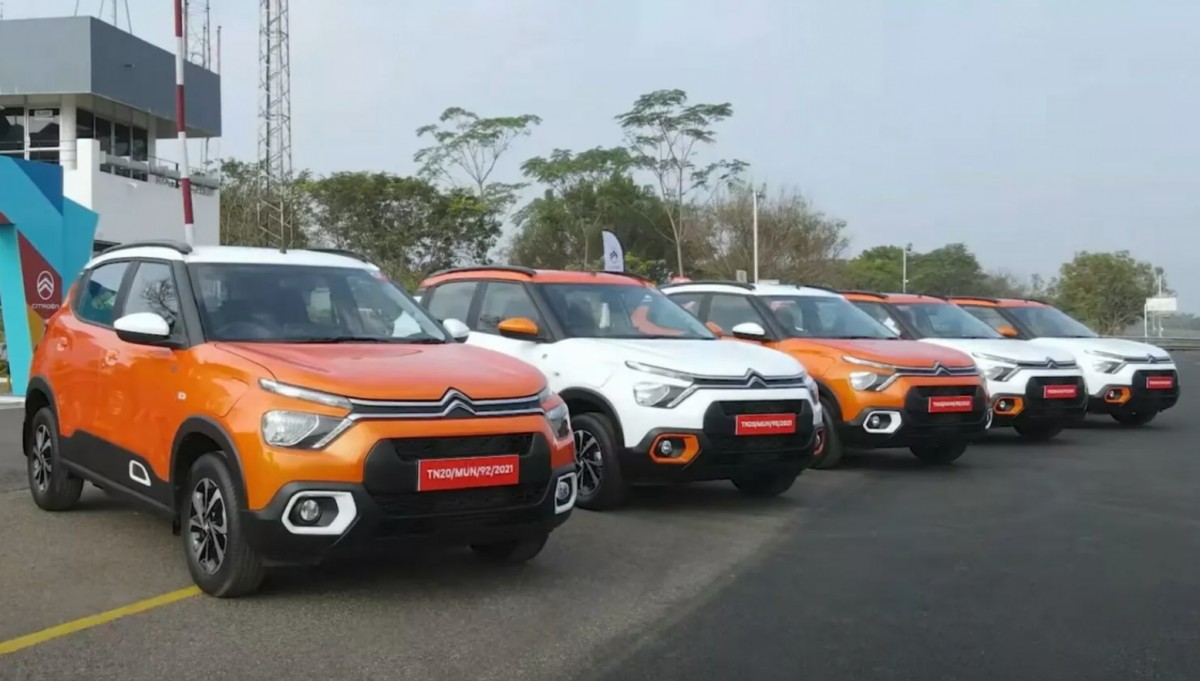 Press vehicles lined up for test drives