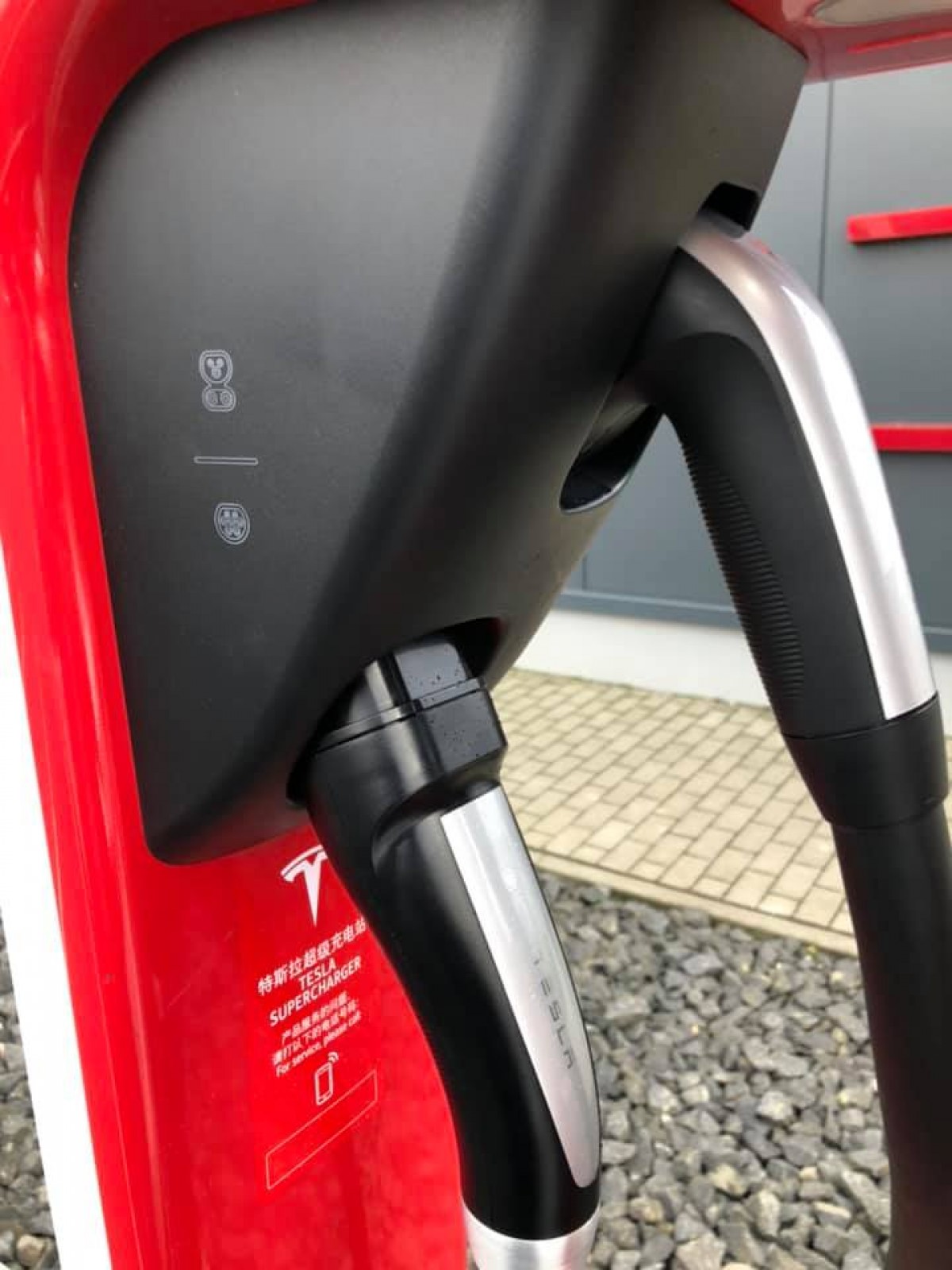 Details Of Tesla Supercharger Magic Dock Leak ArenaEV