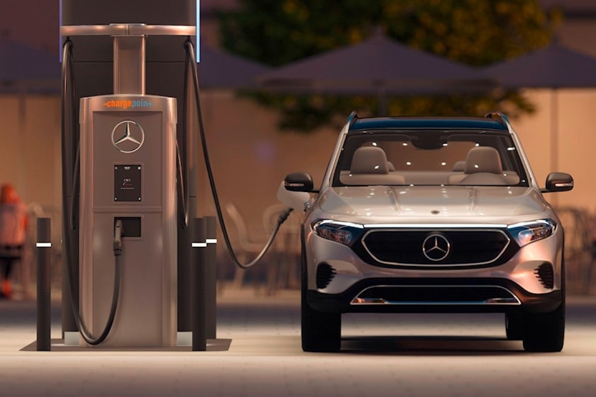 Mercedes построит собственную зарядную сеть, начиная с Северной Америки