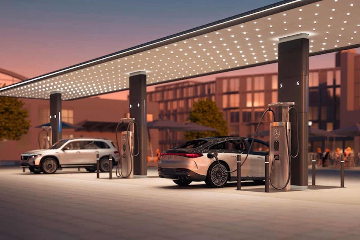 Mercedes-branded charging network gets the green light