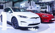 secondhand_teslas_are_down_18000_from_their_peak_six_months_ago
