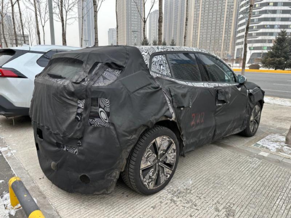 Volvo EX30 electric SUV spotted testing in China - set to go on sale this year