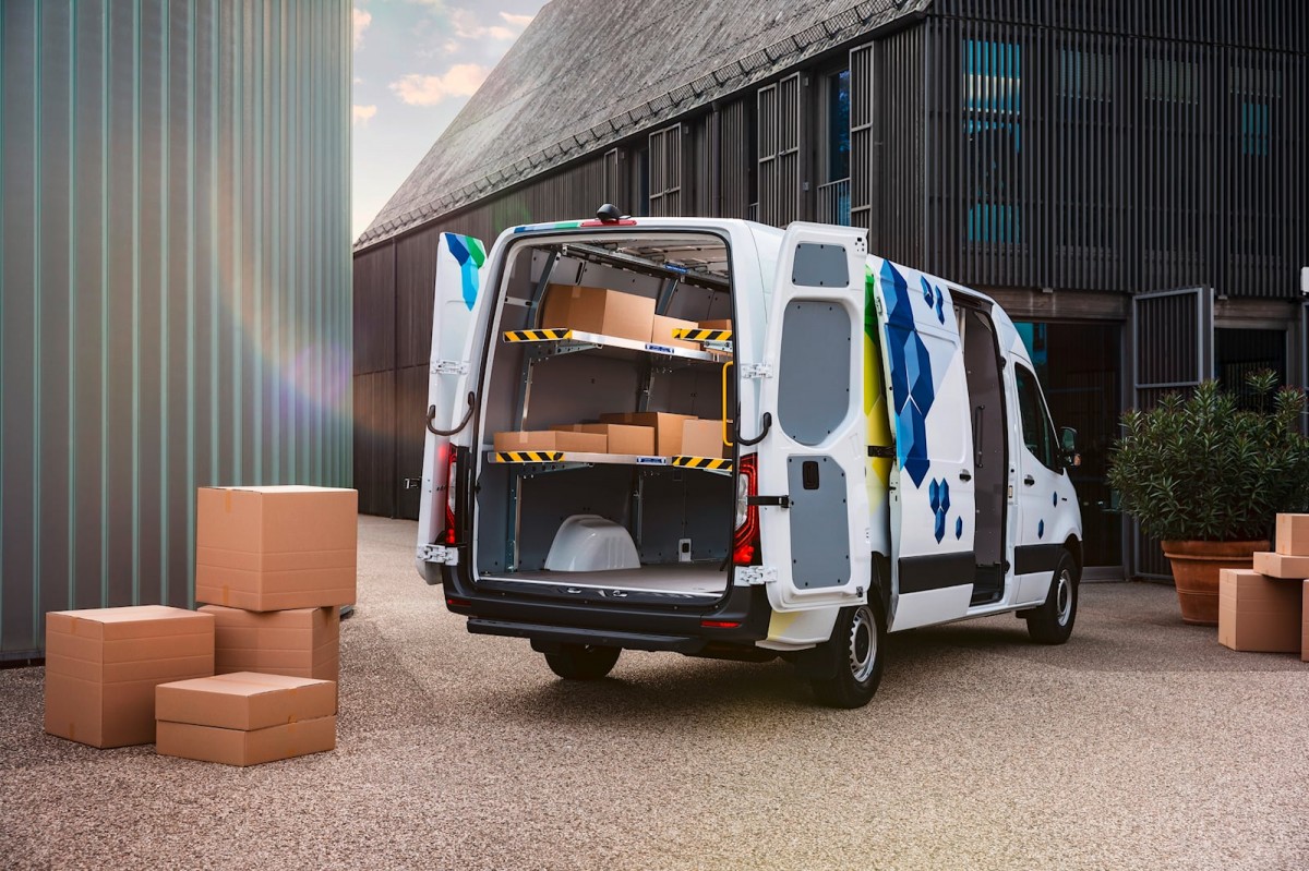 2023 Mercedes-Benz eSprinter coming to the US first Europe later