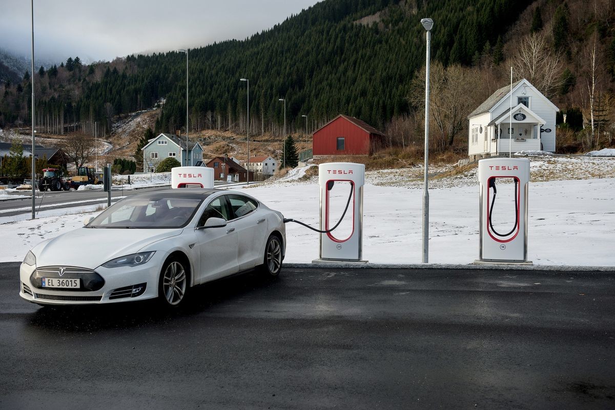 EV sales in Norway collapsed last month