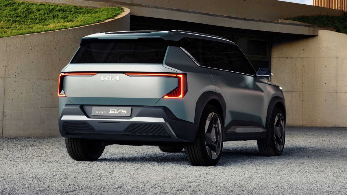 Kia EV5 unveiled as a preview of future electric SUV