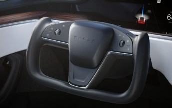 Tesla sells out steering wheel retrofit for Model S and Model X in days