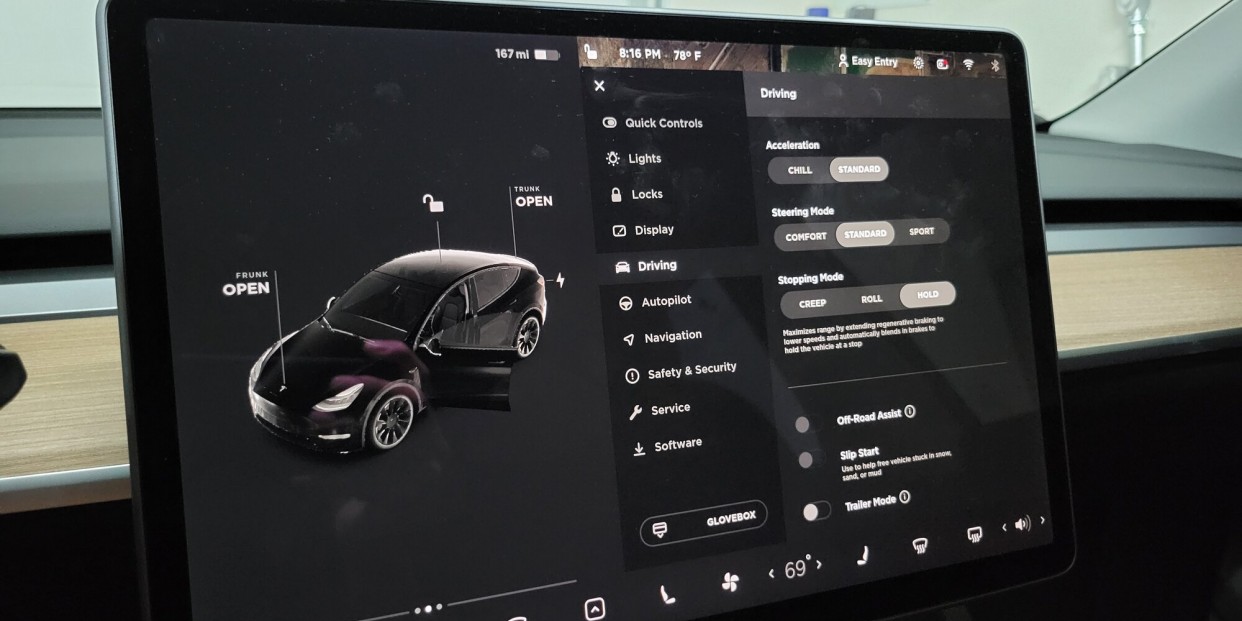 One-pedal driving and adjustable regen braking is back at Tesla