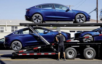 Tesla had its best quarter ever with over 400,000 vehicles delivered