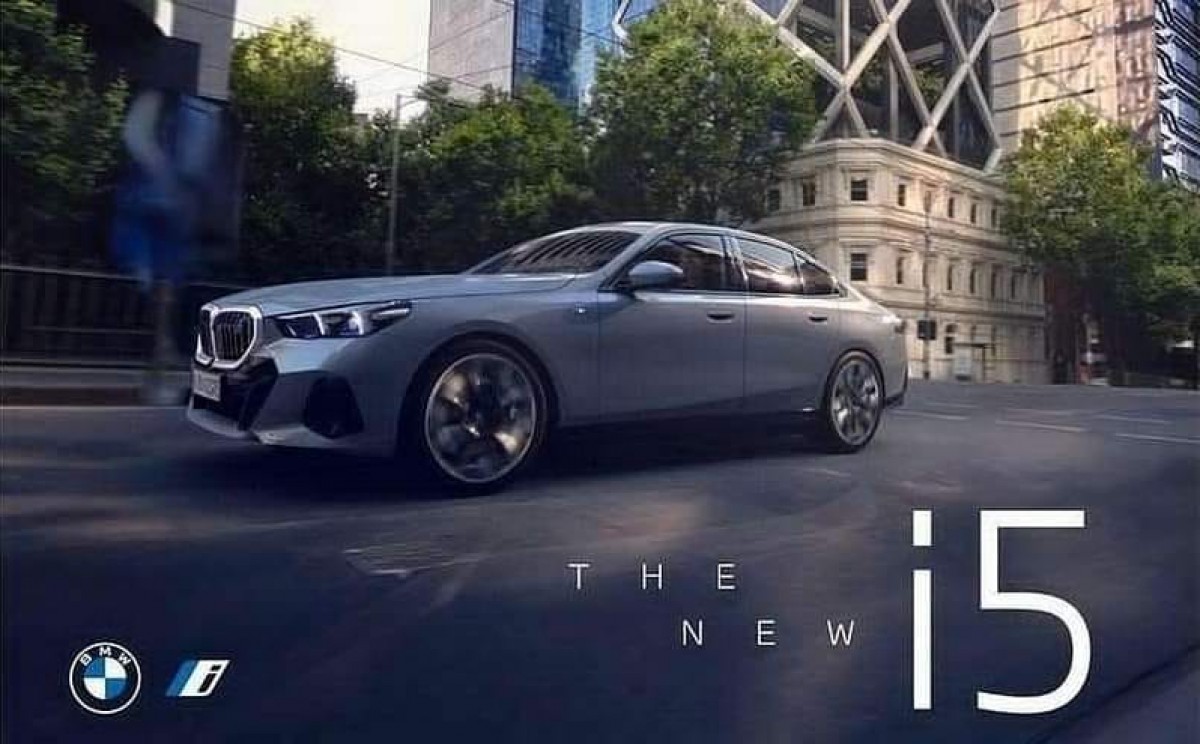 First images of the brand new BMW i5 leaked