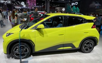 China considers extending EV tax exemption for 4 more years