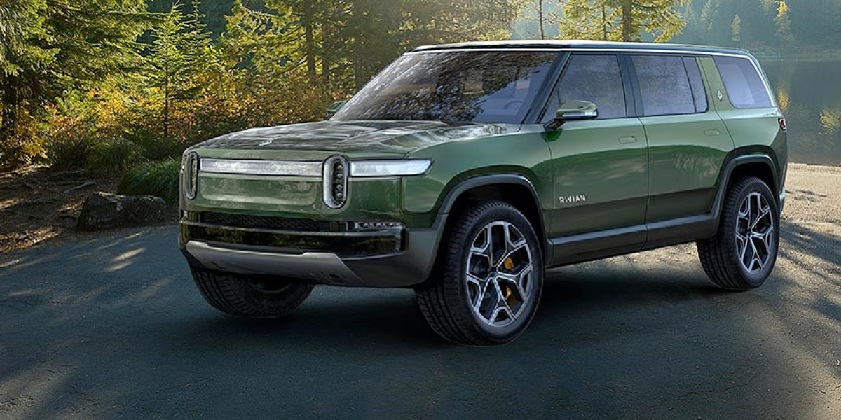 Rivian R1S is one of only few true off-road EVs on the market