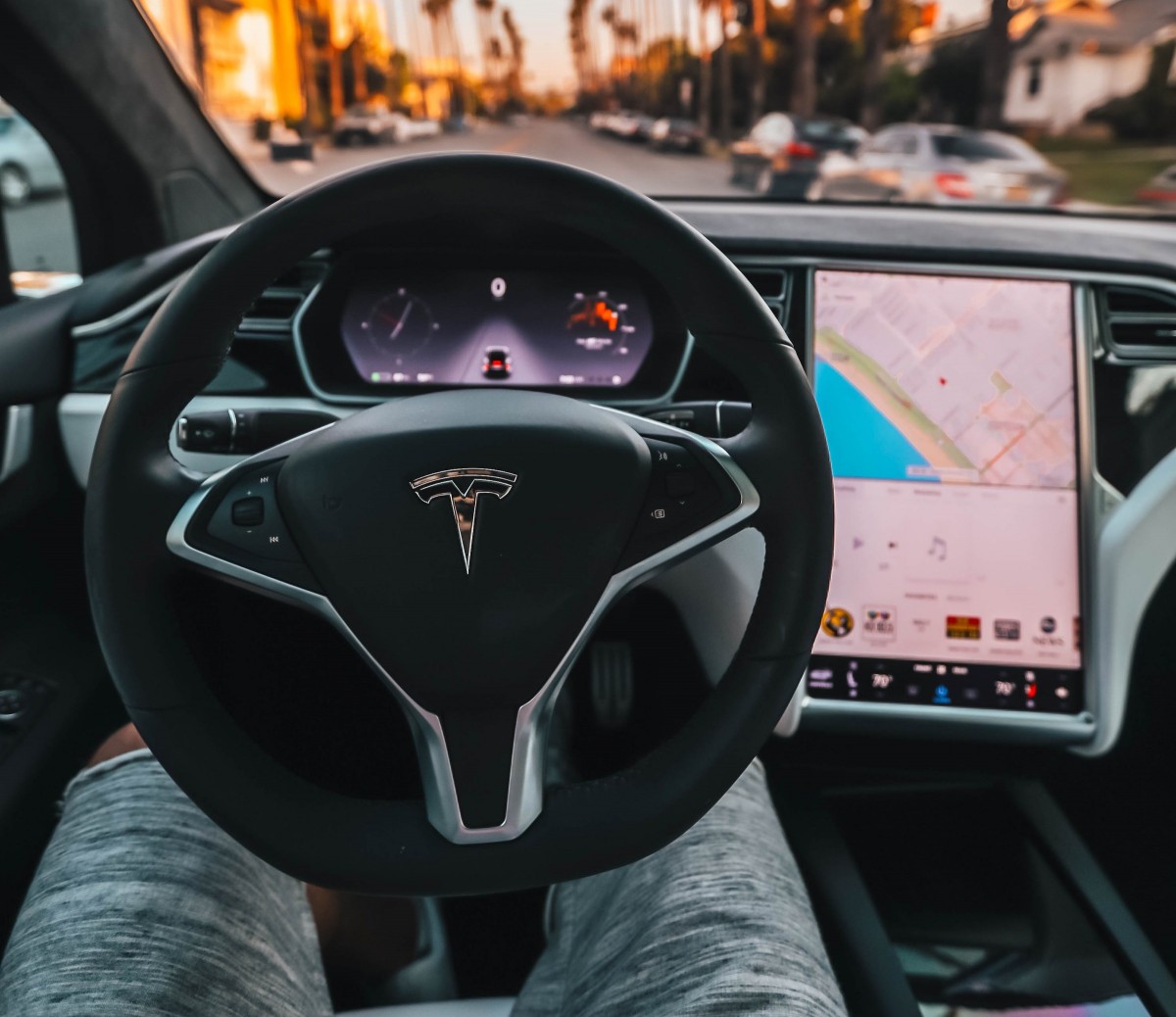 Tesla is hiring test drivers for Autopilot across the US and Canada