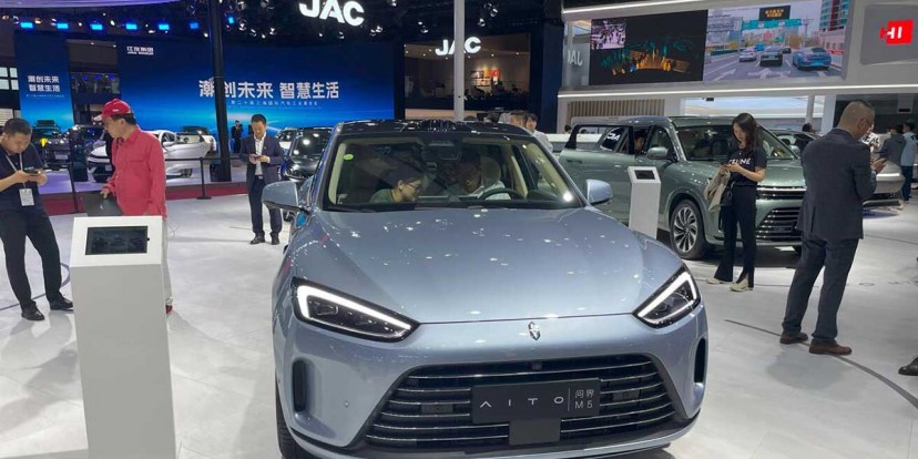 Huawei and JAC developing ultra-luxury EV - ArenaEV