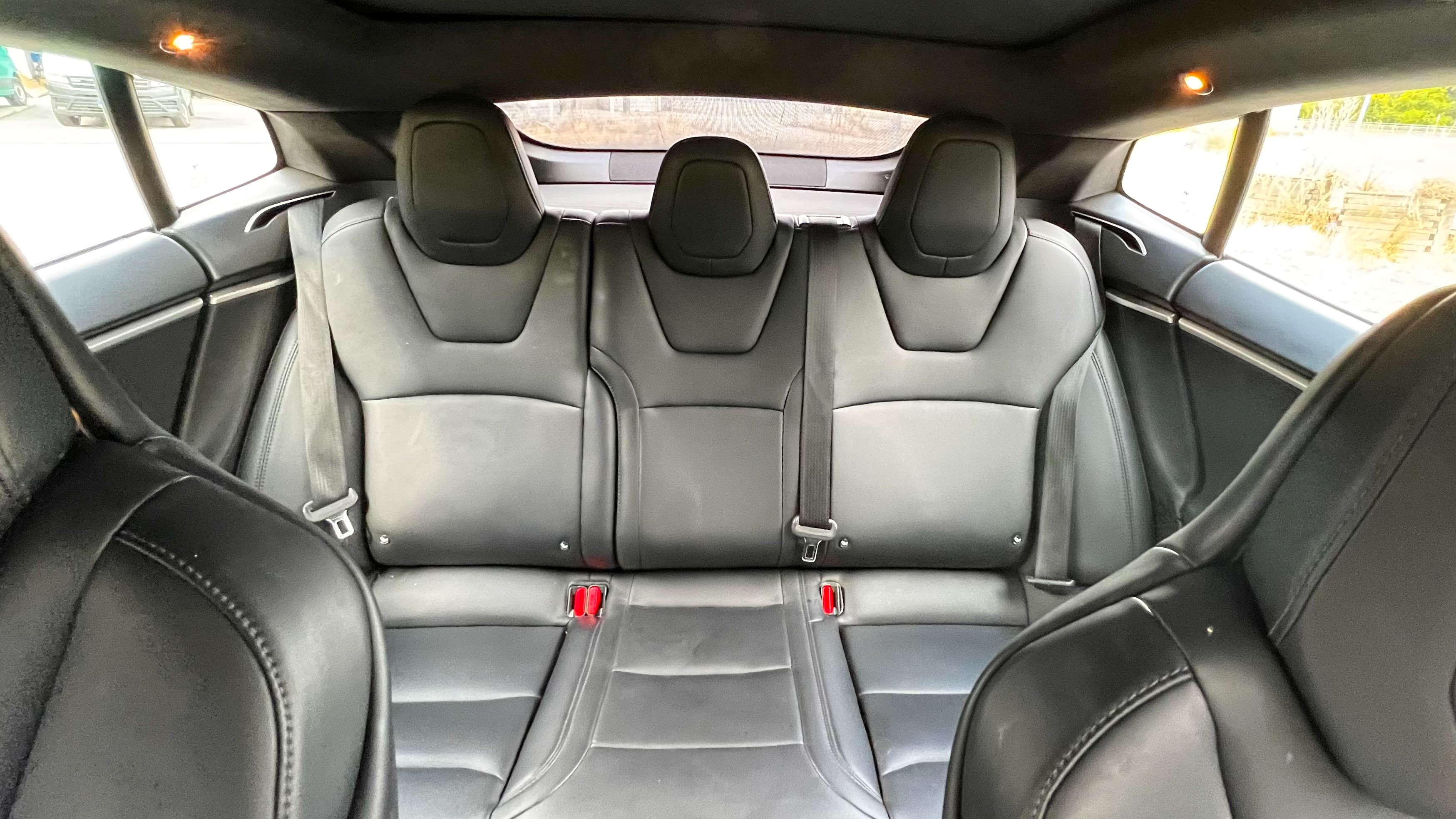 2018 テスラ モデルS 75D 中古車レビュー
