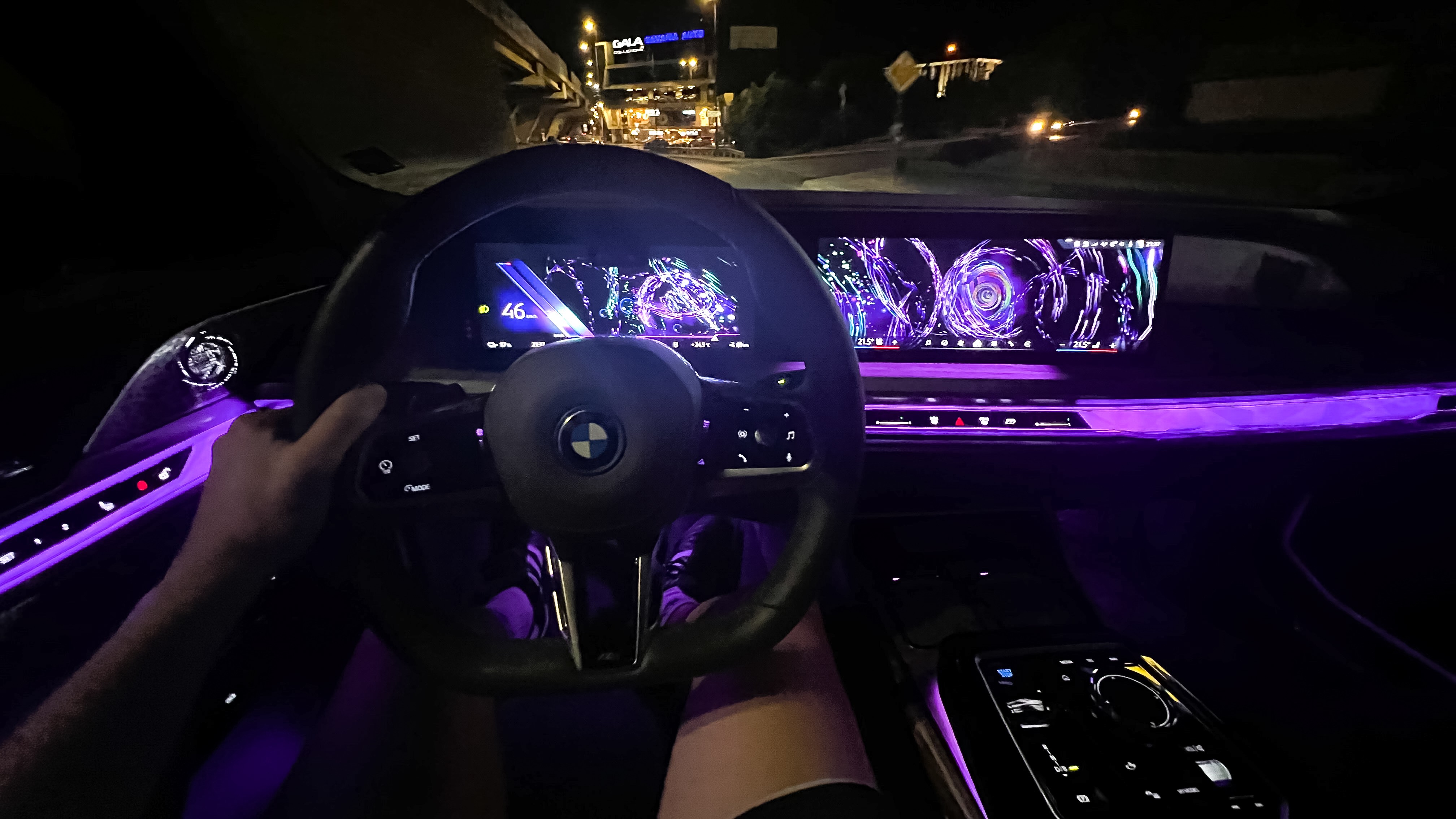 BMW i7 xDrive60 レビュー
