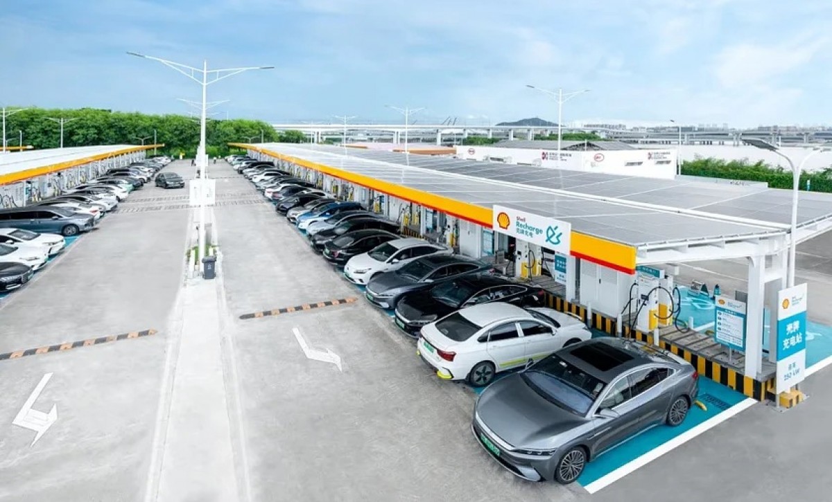 BYD and Shell unveil monumental 258-port EV charging station in Shenzhen