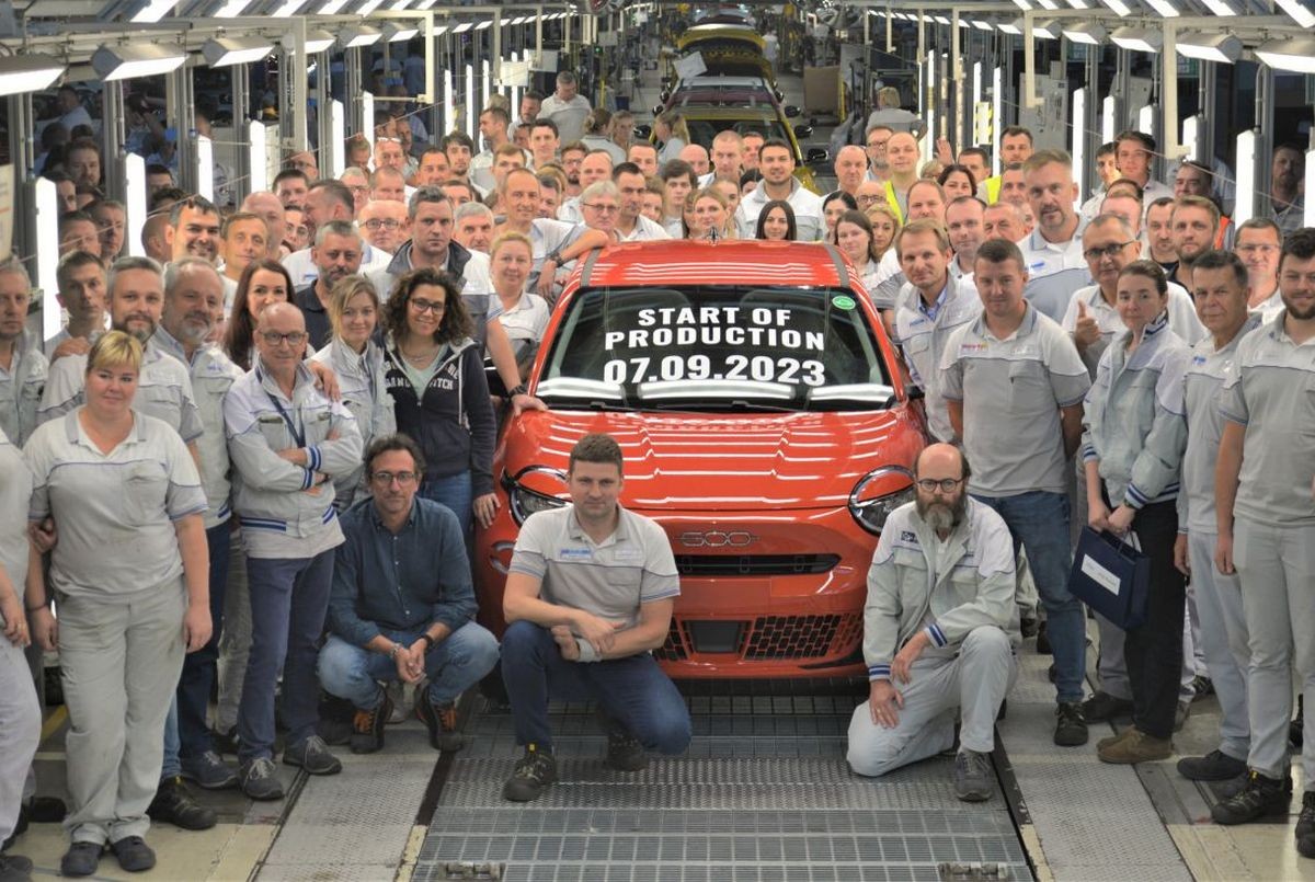 FIAT 600e production officially starts, deliveries start later this month