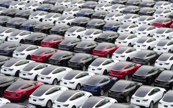 Electric car prices drop by 18.7% in a year