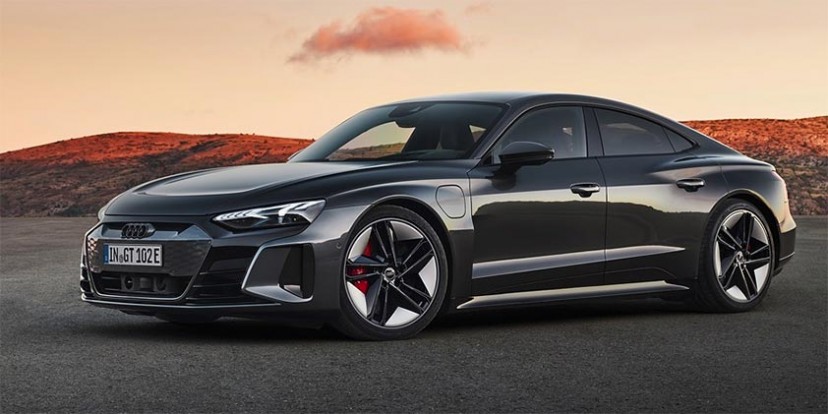 Audi offers $20K off the e-tron GT - is it enough to outrun Tesla