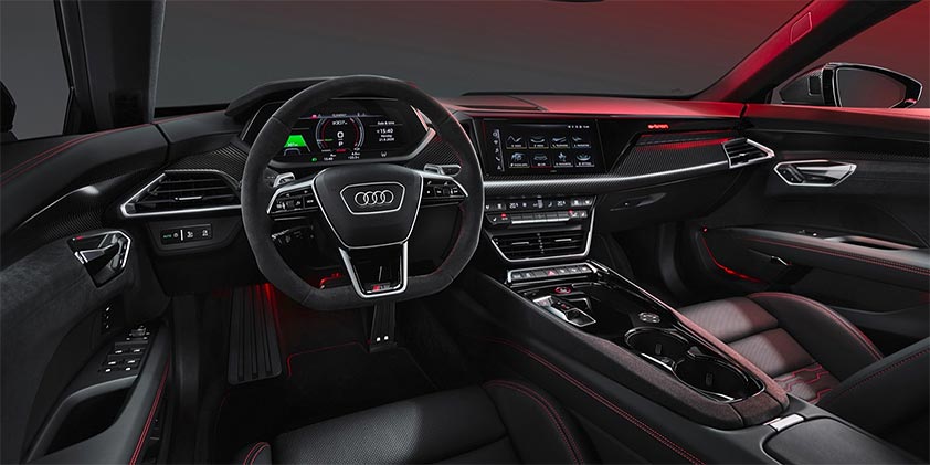 Audi предлагает скидку 20 тысяч долларов на e-tron GT — достаточно ли этого, чтобы обогнать Tesla Model S Plaid?