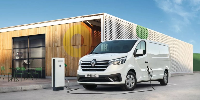 All-new Renault Master brings an EV version with 87 kWh battery - ArenaEV