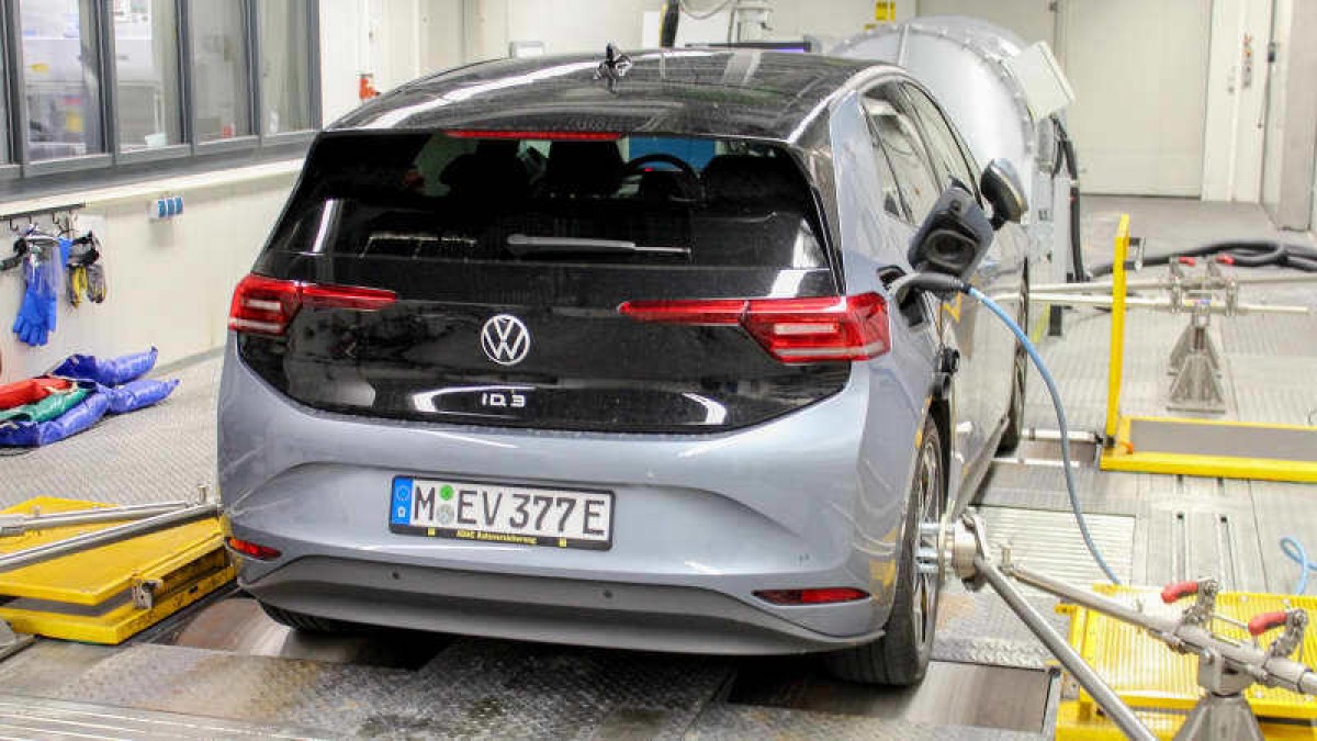 Volkswagen ID.3 tested by ADAC over <span title='100,000 km'>62,000 miles</span>