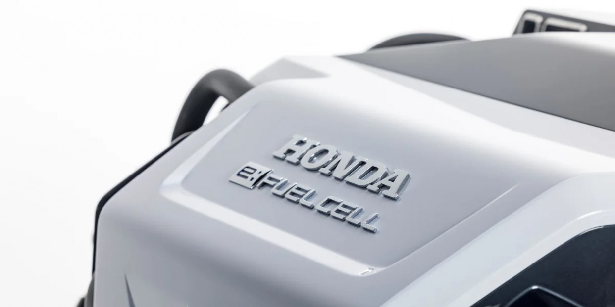 Honda unveils next-generation hydrogen fuel cell - ArenaEV