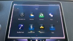The built-in apps offer a pleasant experience while driving and also while waiting in the EQS.