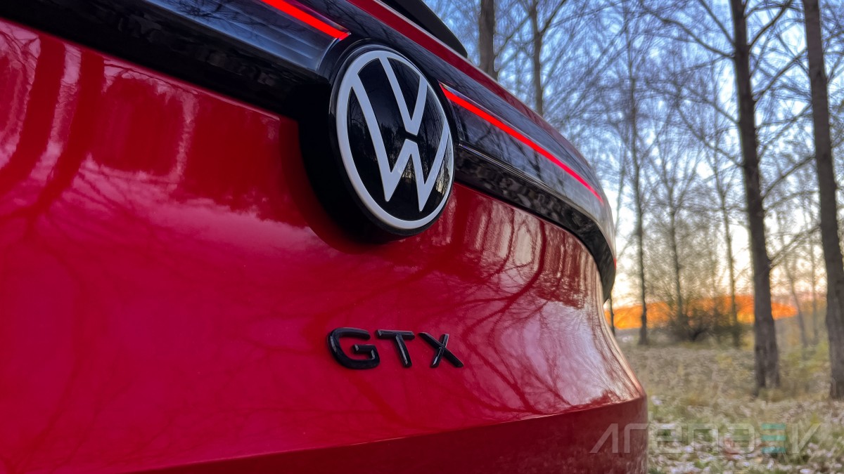 Volkswagen ID.4 GTX review