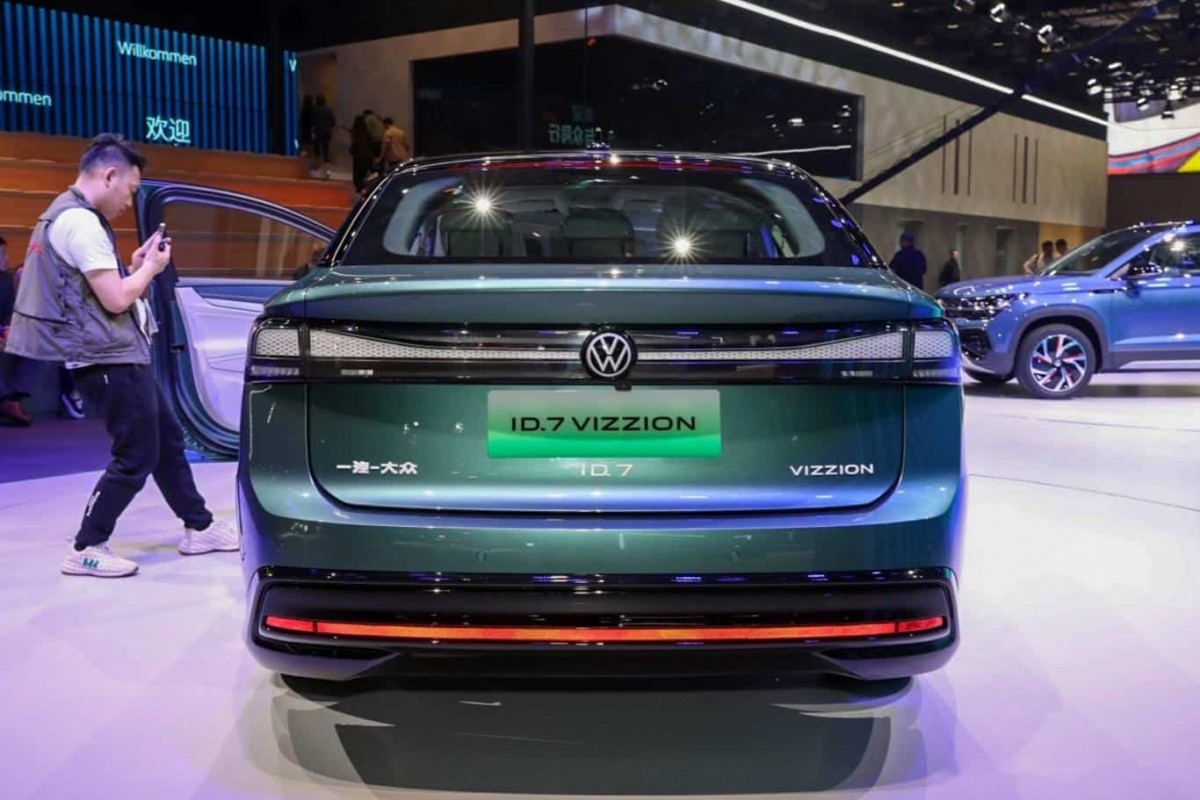 Volkswagen ID.7 Vizzion electric sedan enters pre-sales in China